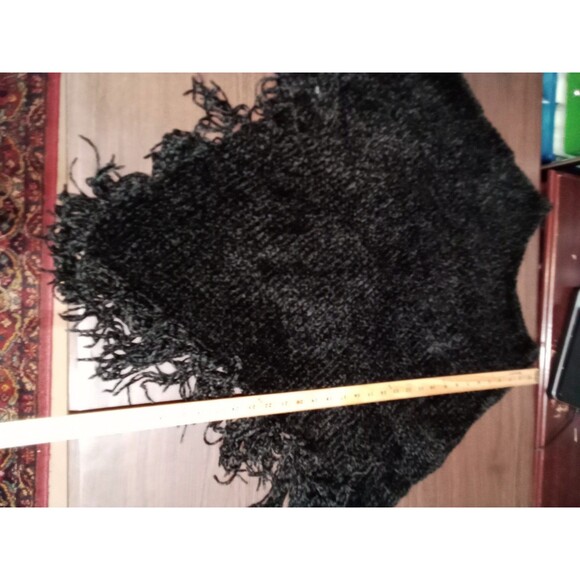 Women's Black Shawl With Fringe One Size Fits Most - Picture 8 of 11